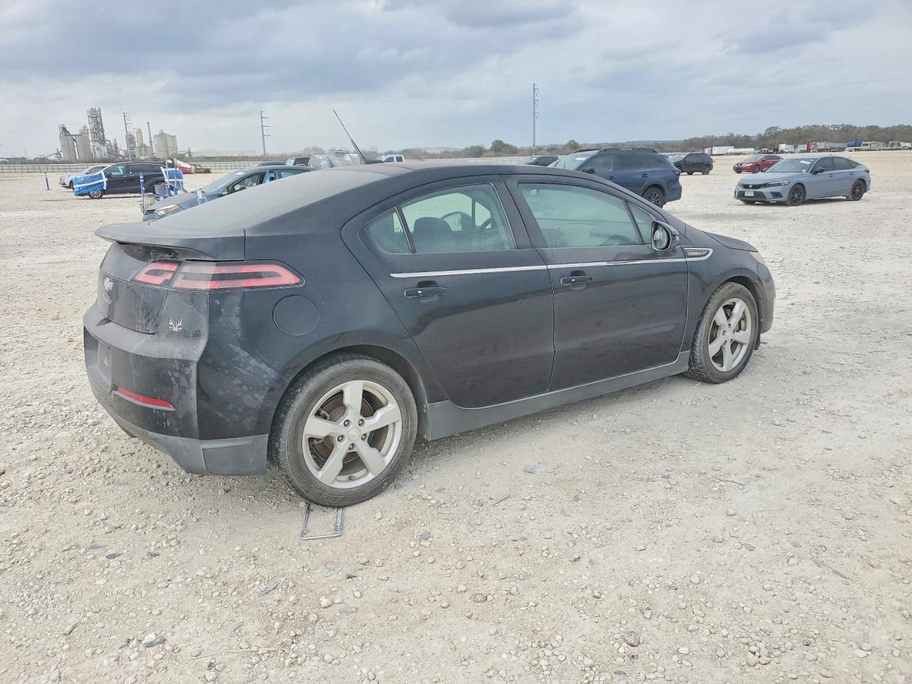 CHEVROLET VOLT 2013 — 4