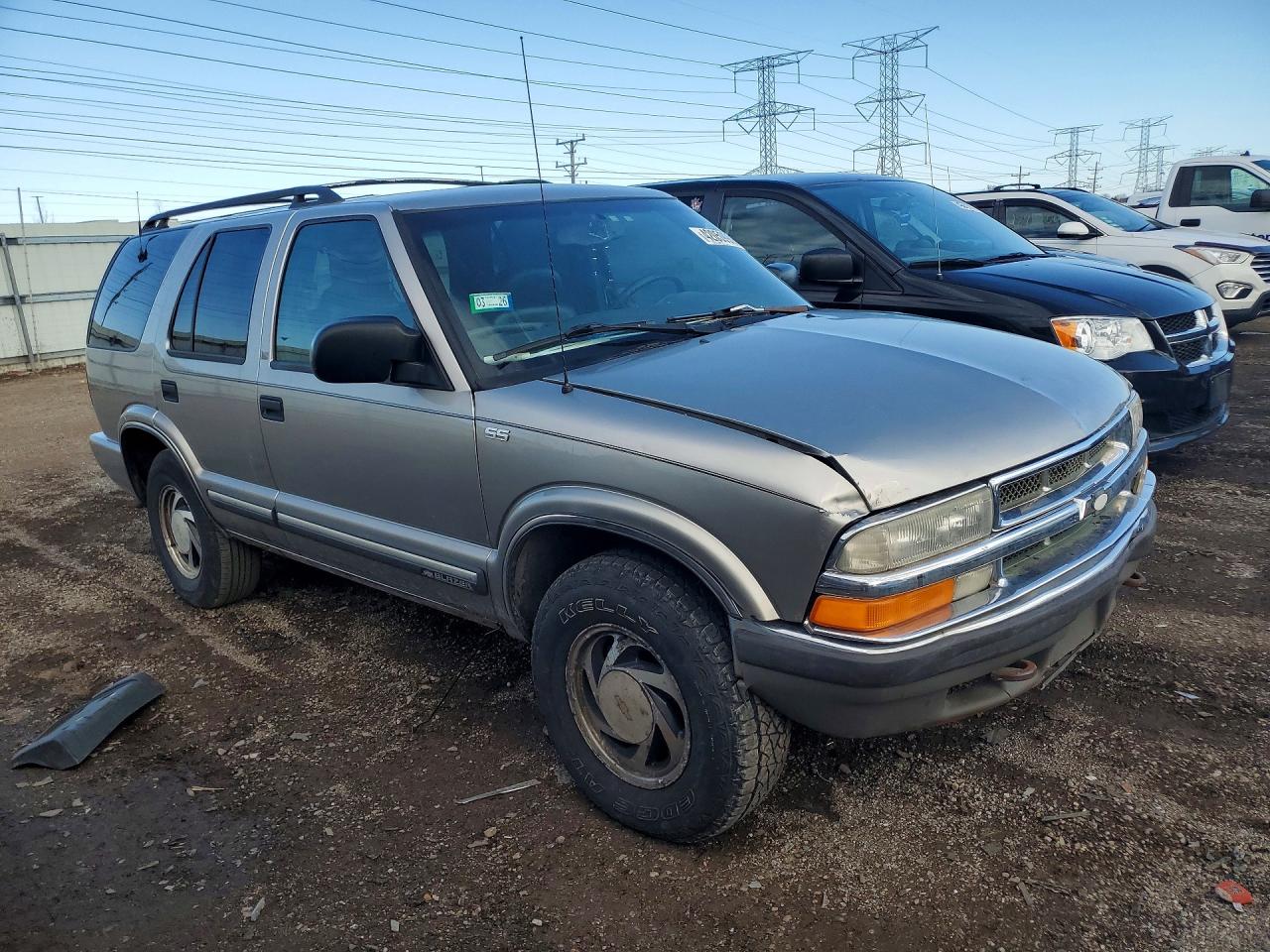 CHEVROLET BLAZER 2001 — 5