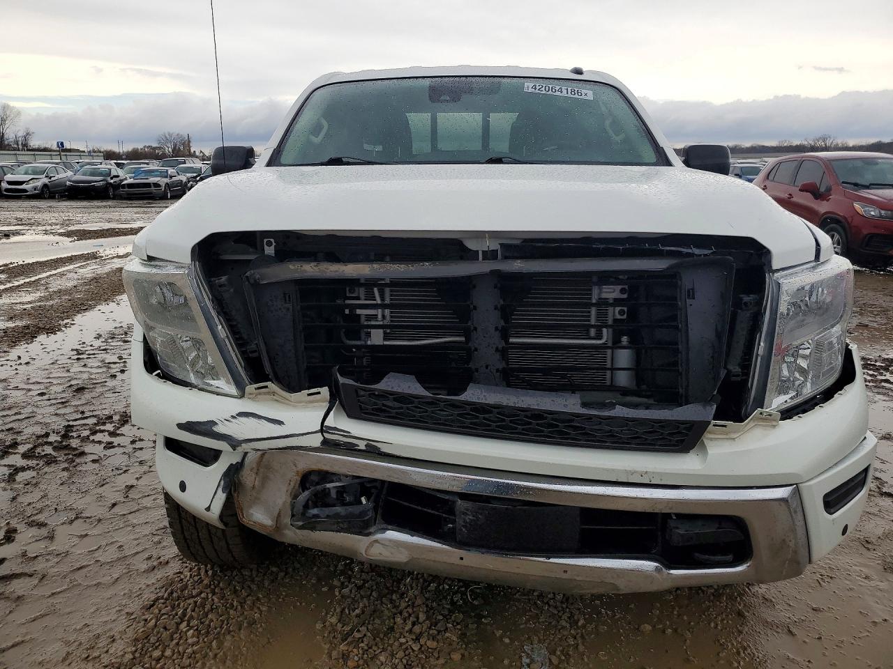 NISSAN TITAN 2021 — 6