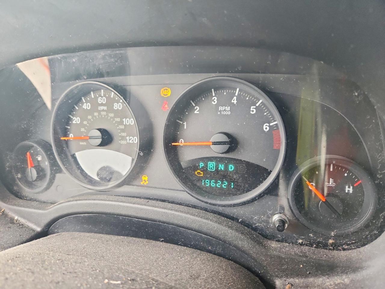 JEEP PATRIOT 2011 — 10