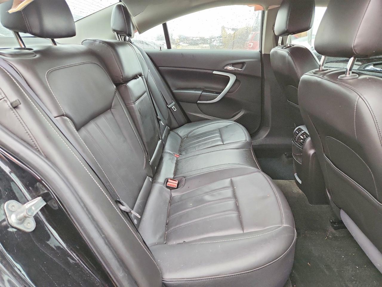 BUICK REGAL 2017 — 11