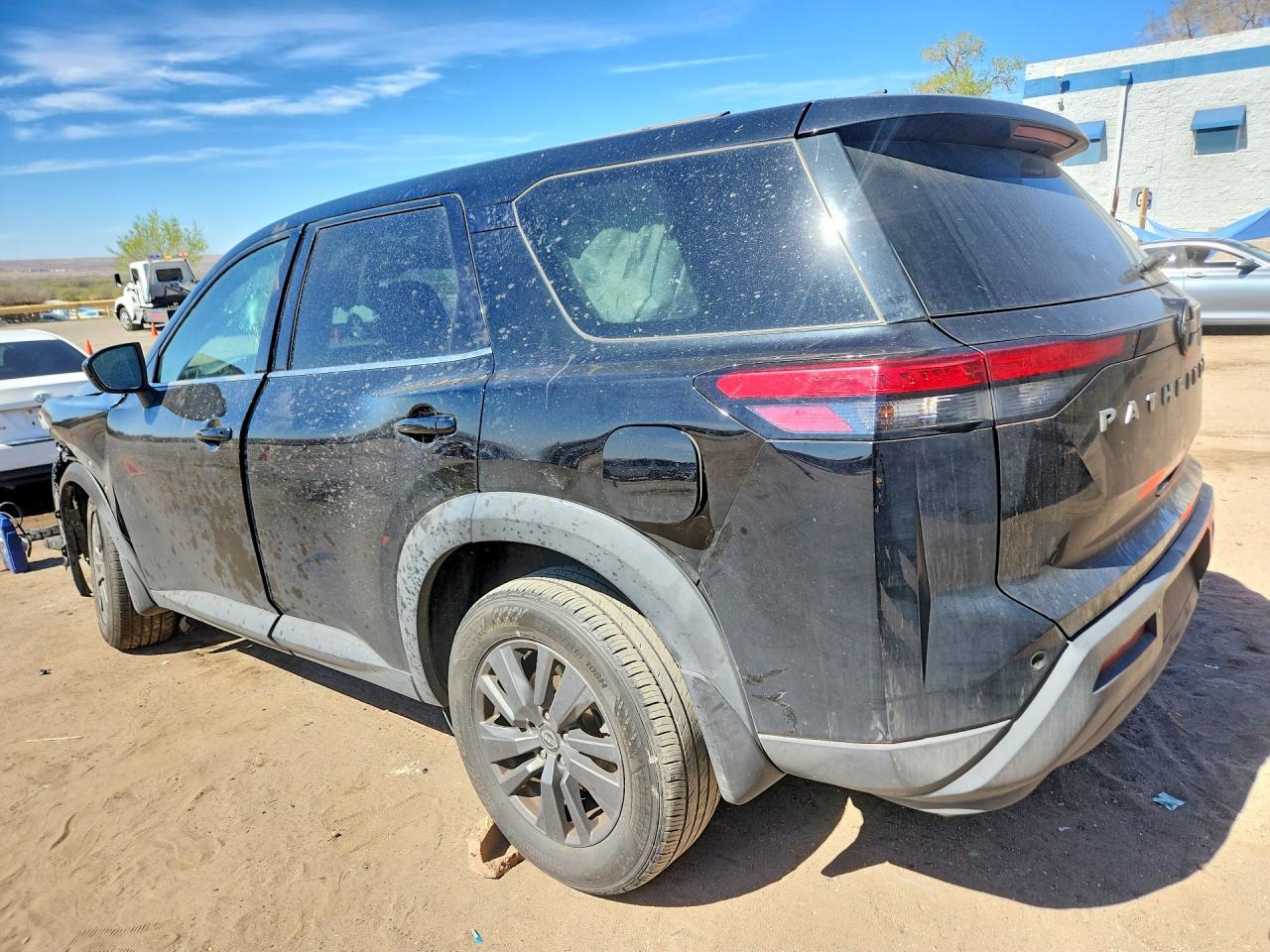 NISSAN PATHFINDER 2024 — 3