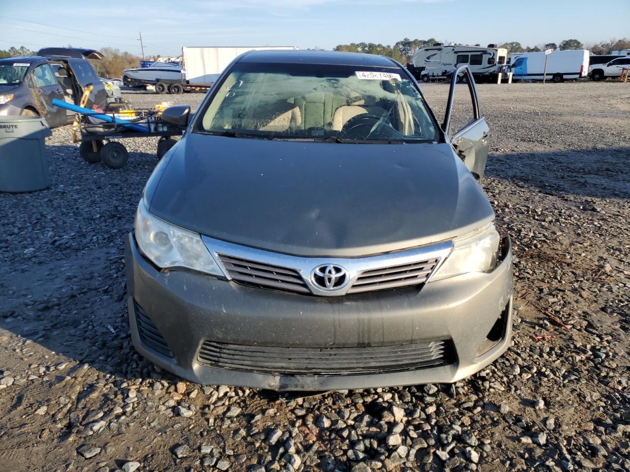TOYOTA CAMRY 2014 — 6