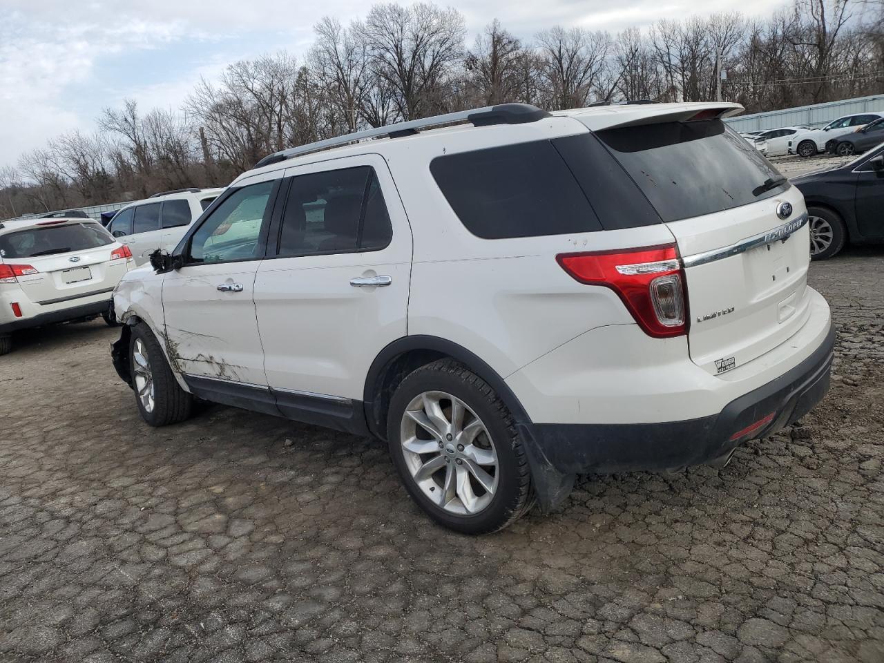 FORD EXPLORER 2015 — 3