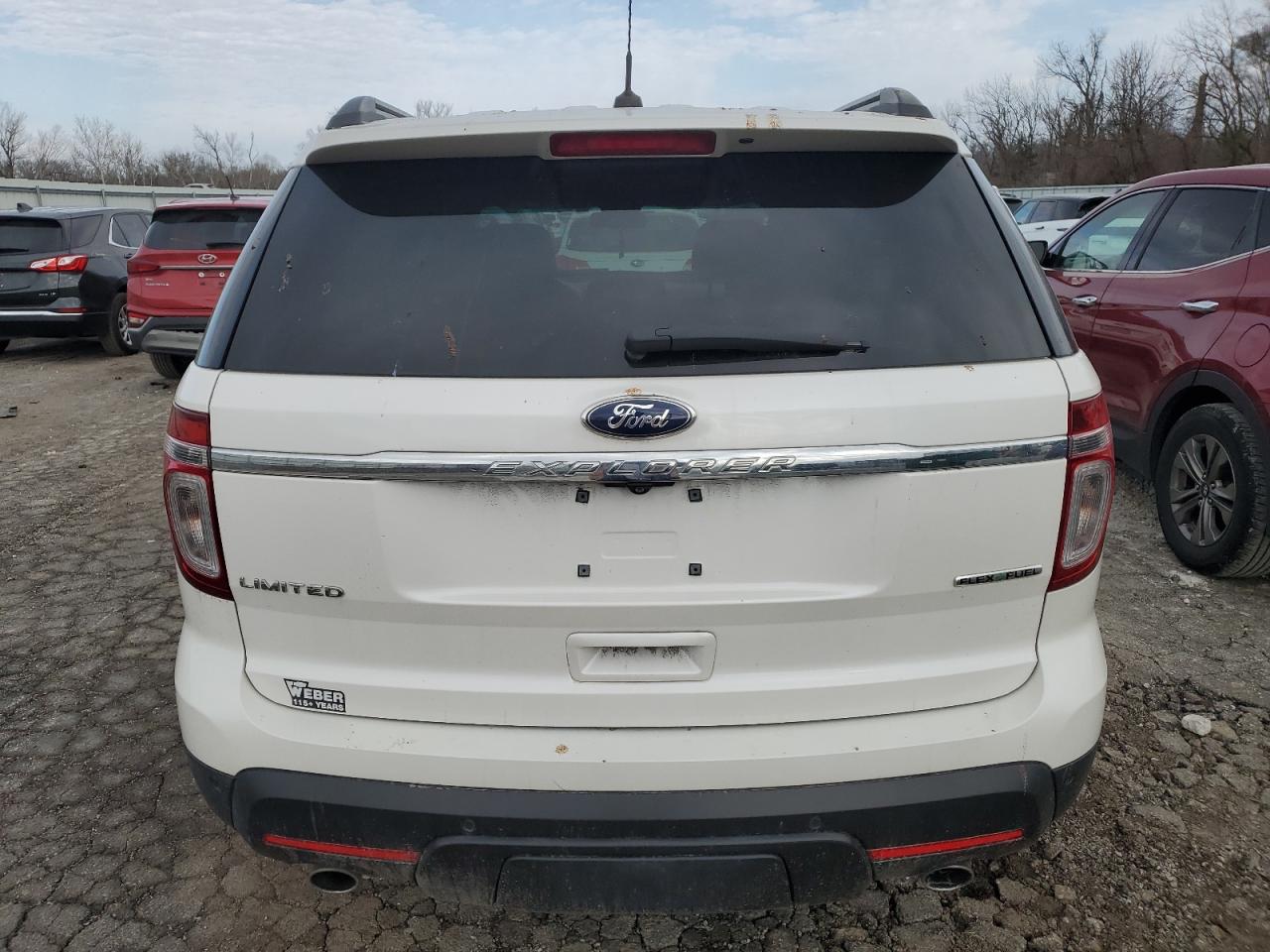 FORD EXPLORER 2015 — 7