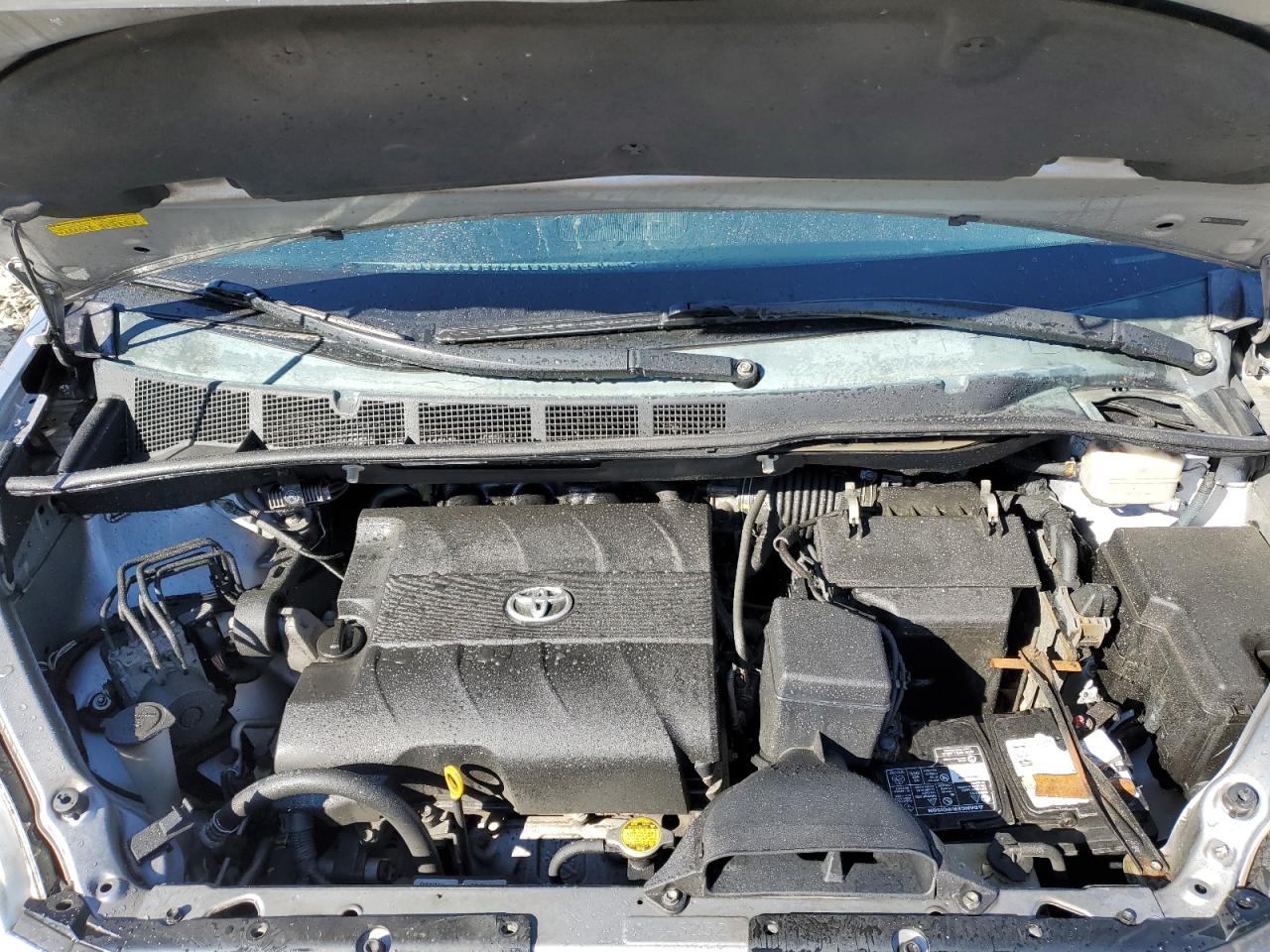 TOYOTA SIENNA 2012 — 13