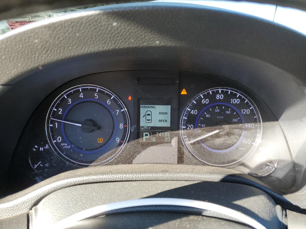 INFINITI G37 2010 — 10