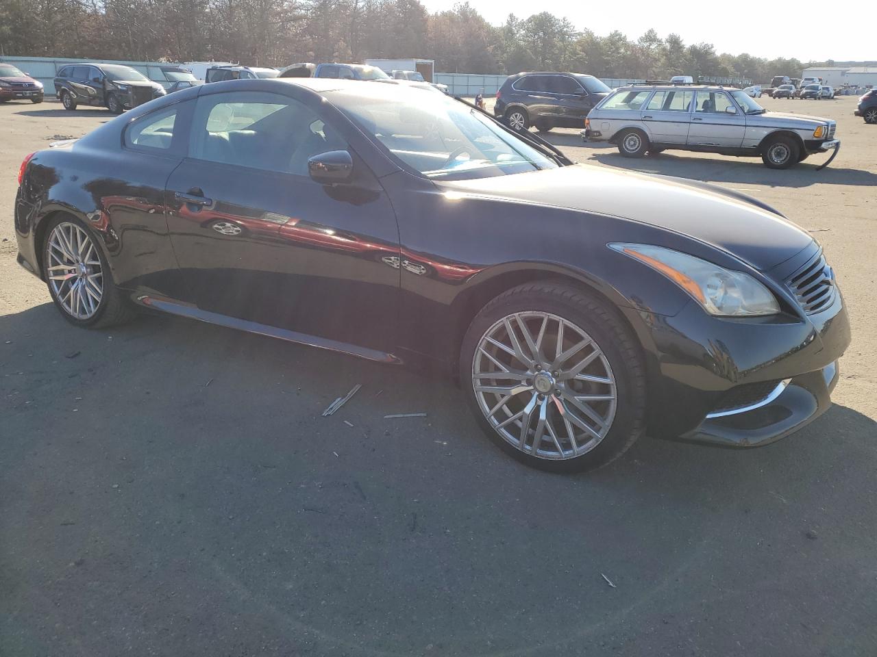 INFINITI G37 2010 — 5