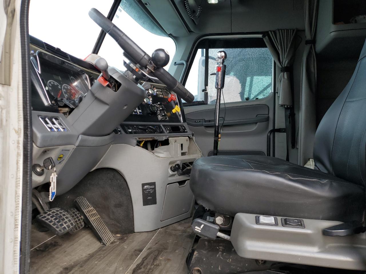 FREIGHTLINER COLUMBIA 1 2006 — 10