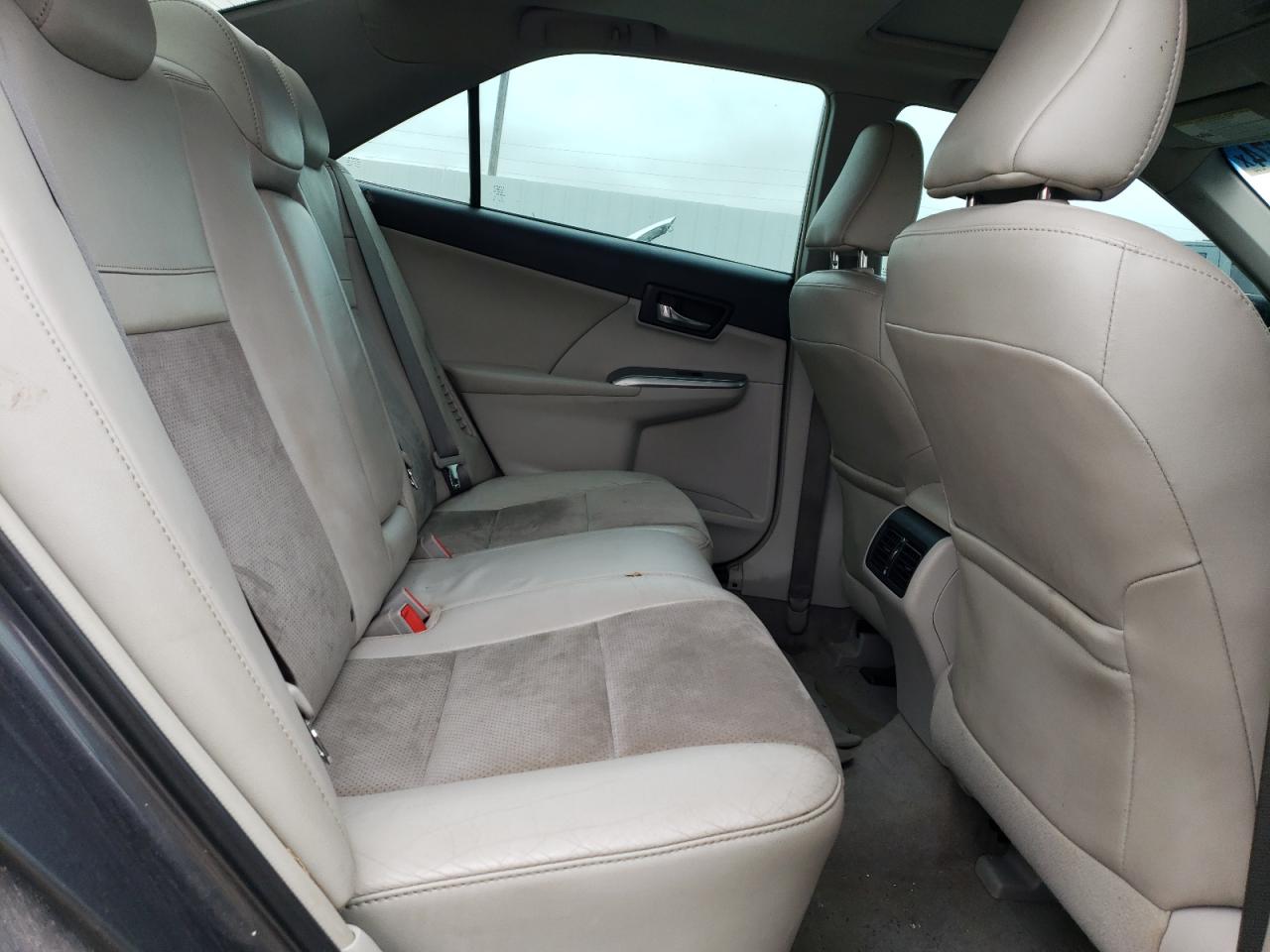 TOYOTA CAMRY 2012 — 11