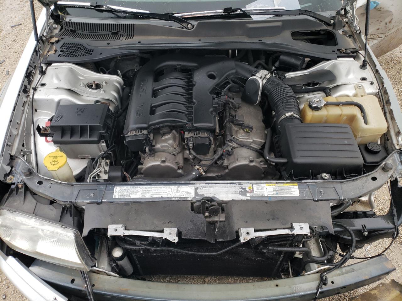 CHRYSLER 300 2005 — 12