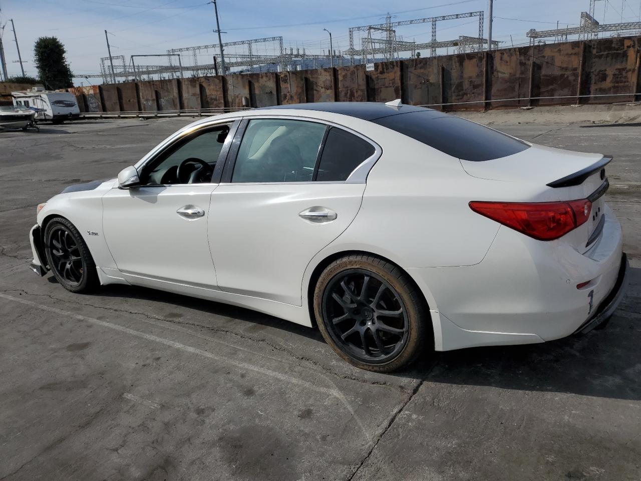 INFINITI Q50 2016 — 3