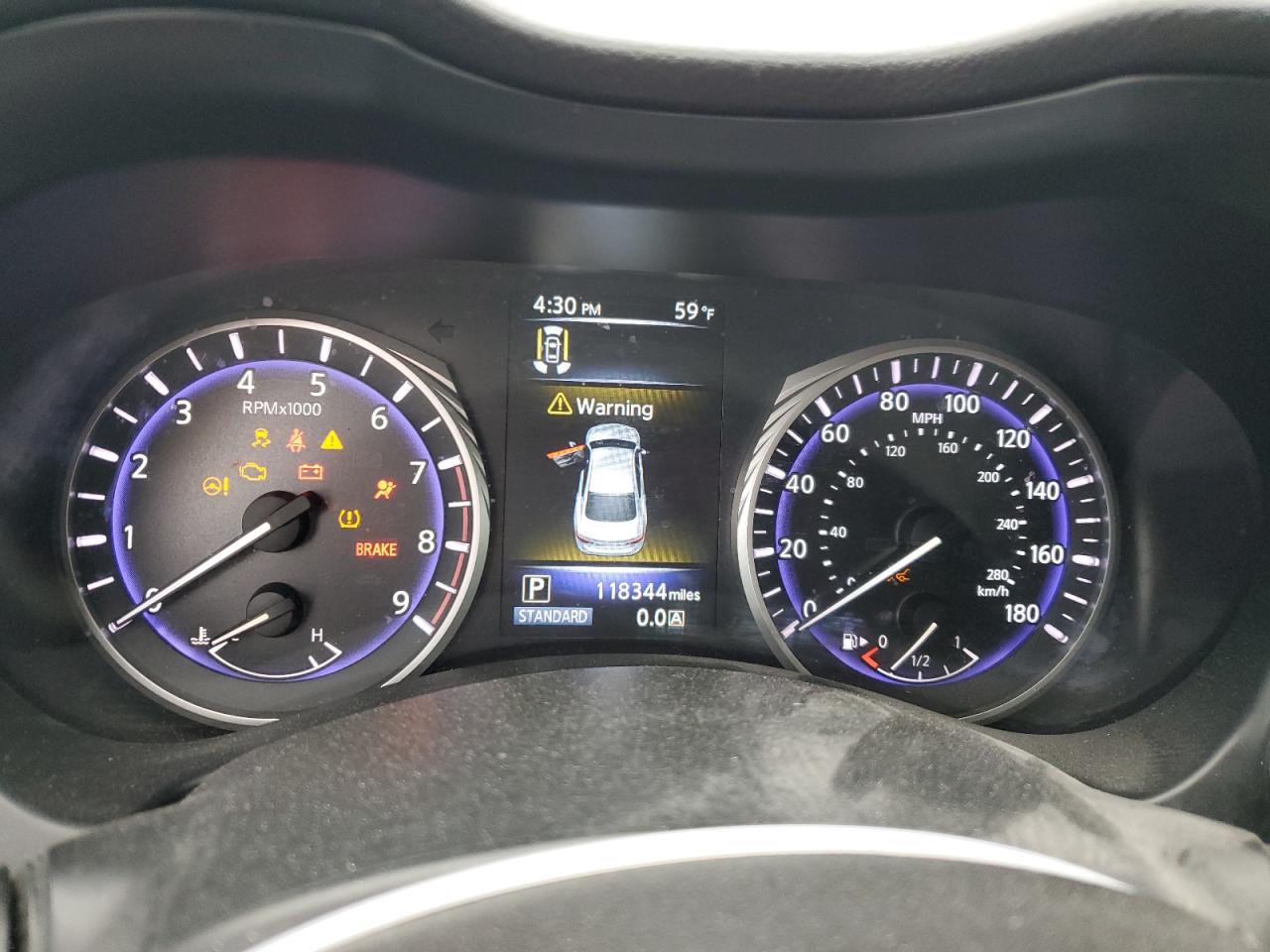 INFINITI Q50 2016 — 10