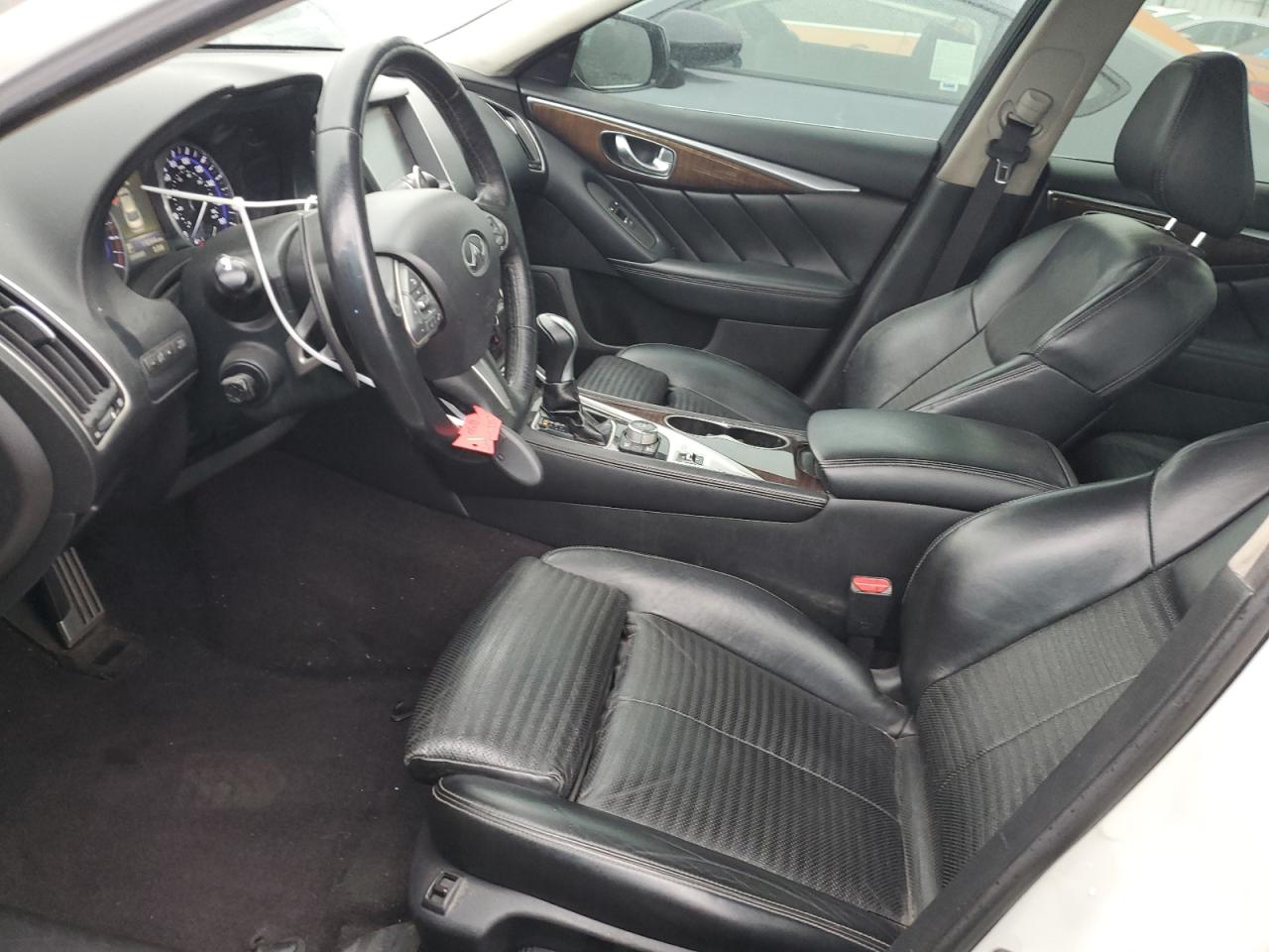 INFINITI Q50 2016 — 8