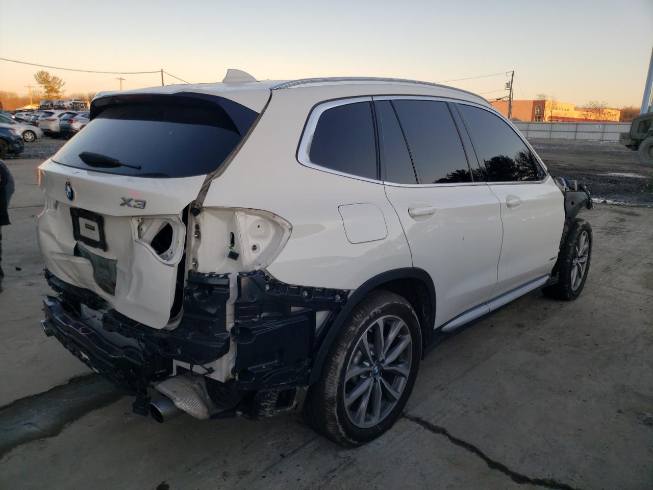 BMW X3 2018 — 4