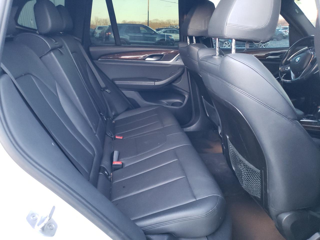 BMW X3 2018 — 12