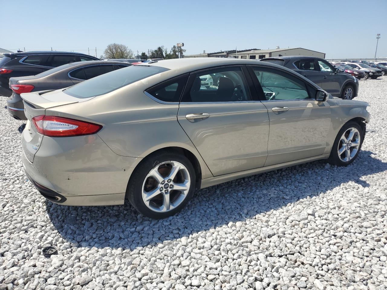 FORD FUSION 2015 — 4