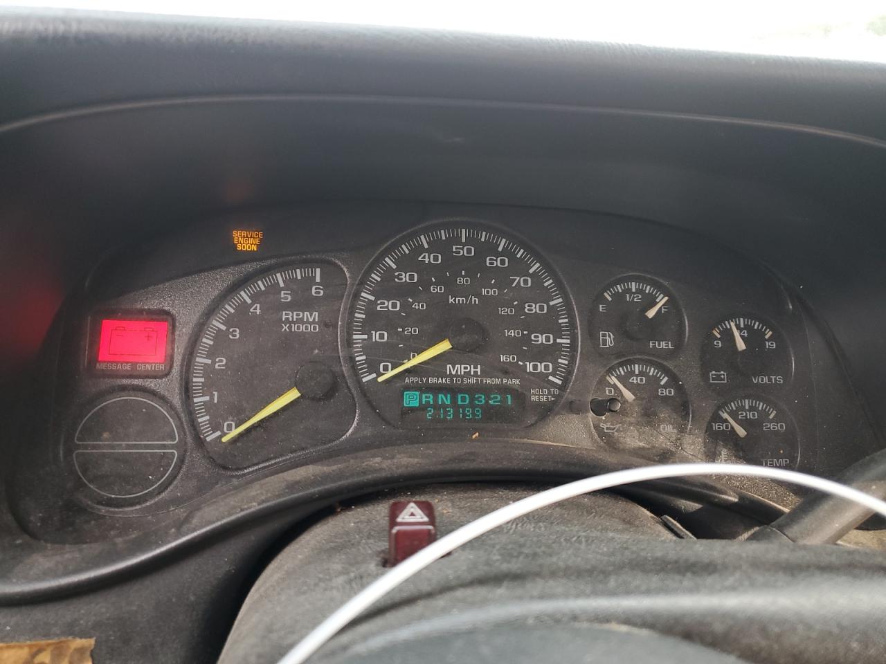 CHEVROLET SILVERADO 2000 — 10