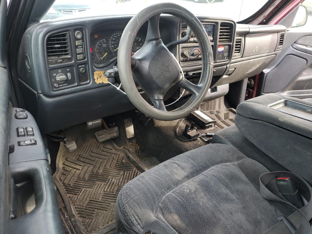 CHEVROLET SILVERADO 2000 — 9