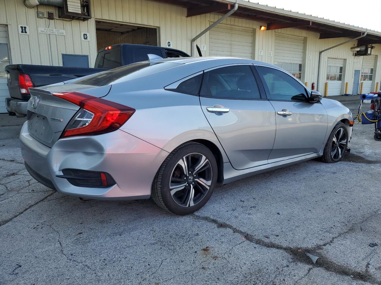 HONDA CIVIC 2016 — 4