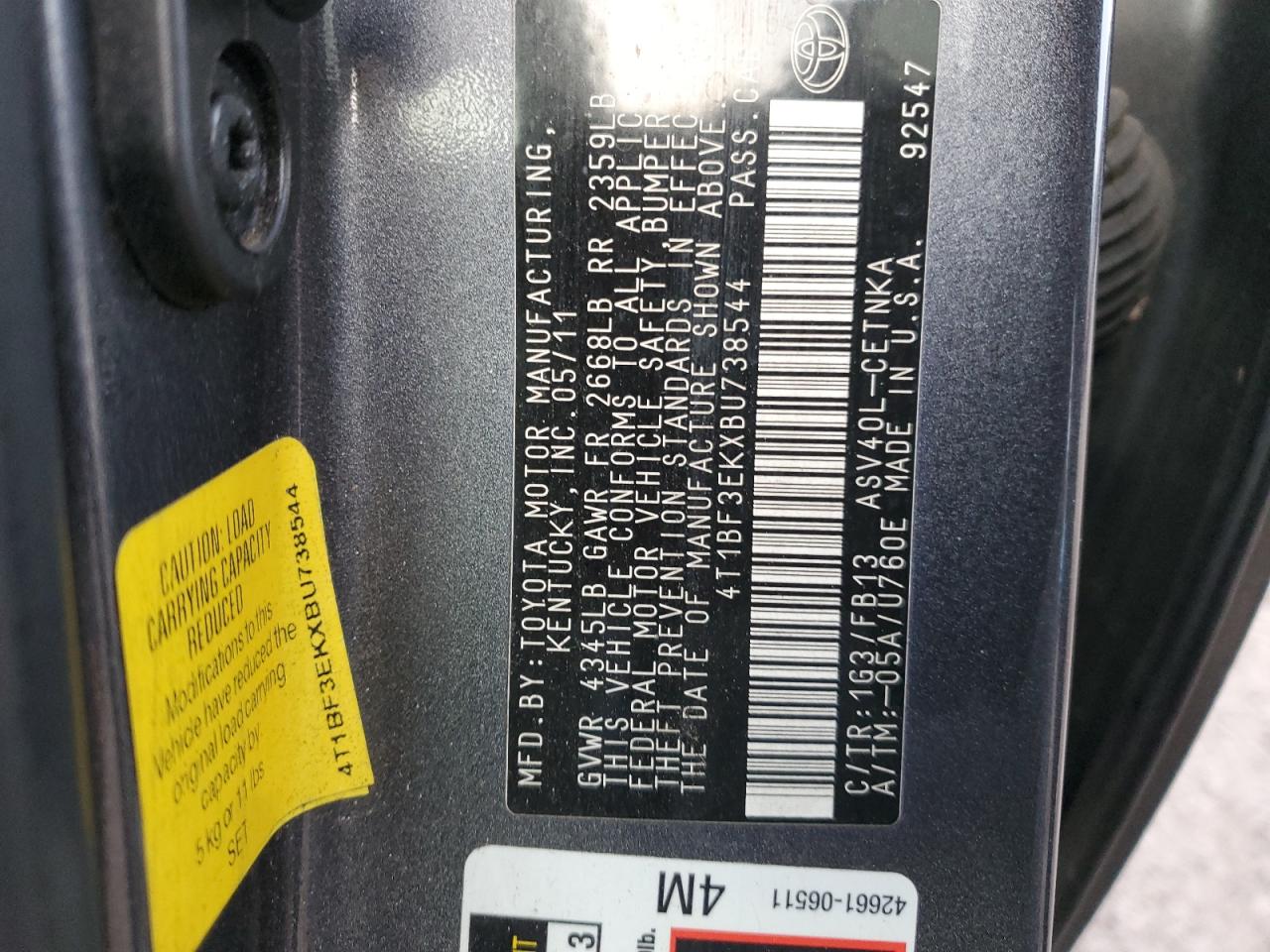 TOYOTA CAMRY 2011 — 15
