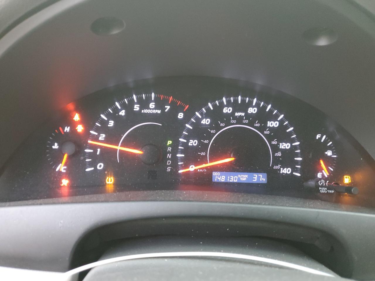 TOYOTA CAMRY 2011 — 10