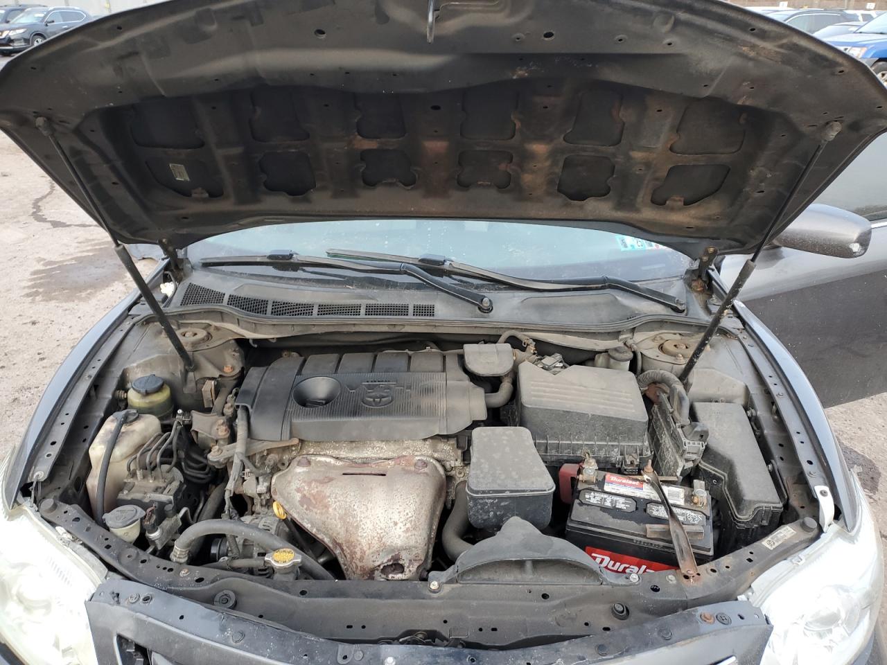 TOYOTA CAMRY 2011 — 13