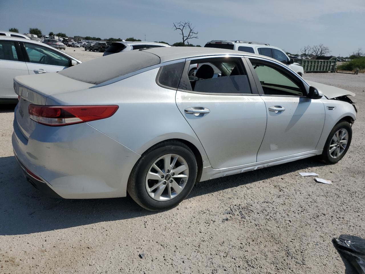 KIA OPTIMA 2017 — 4