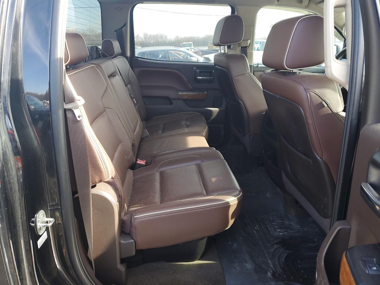 CHEVROLET SILVERADO 2015 — 11