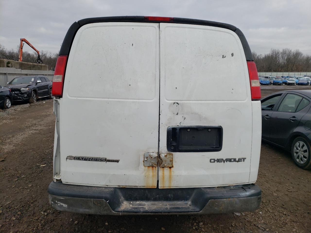 CHEVROLET G2500 2006 — 7