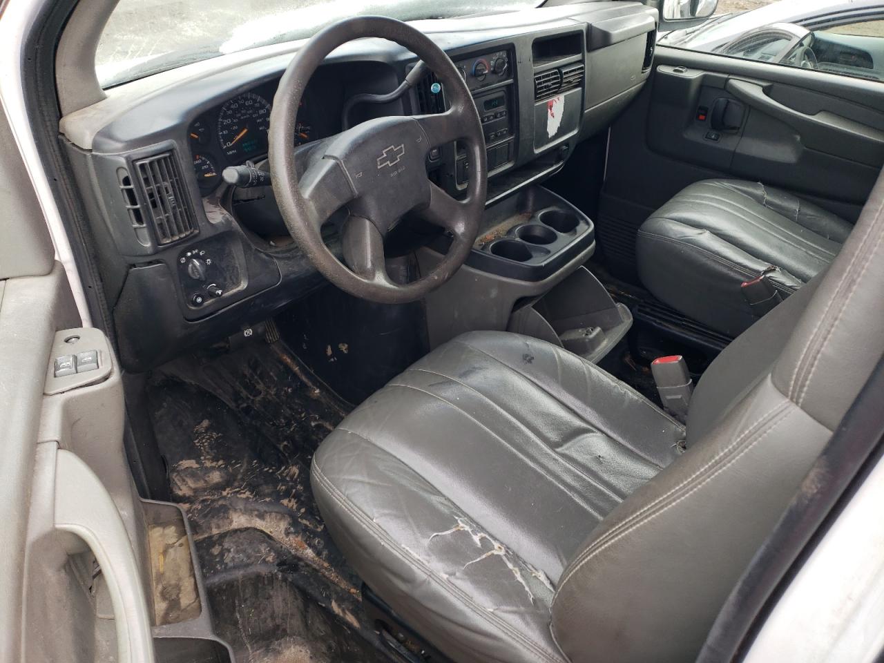 CHEVROLET G2500 2006 — 9
