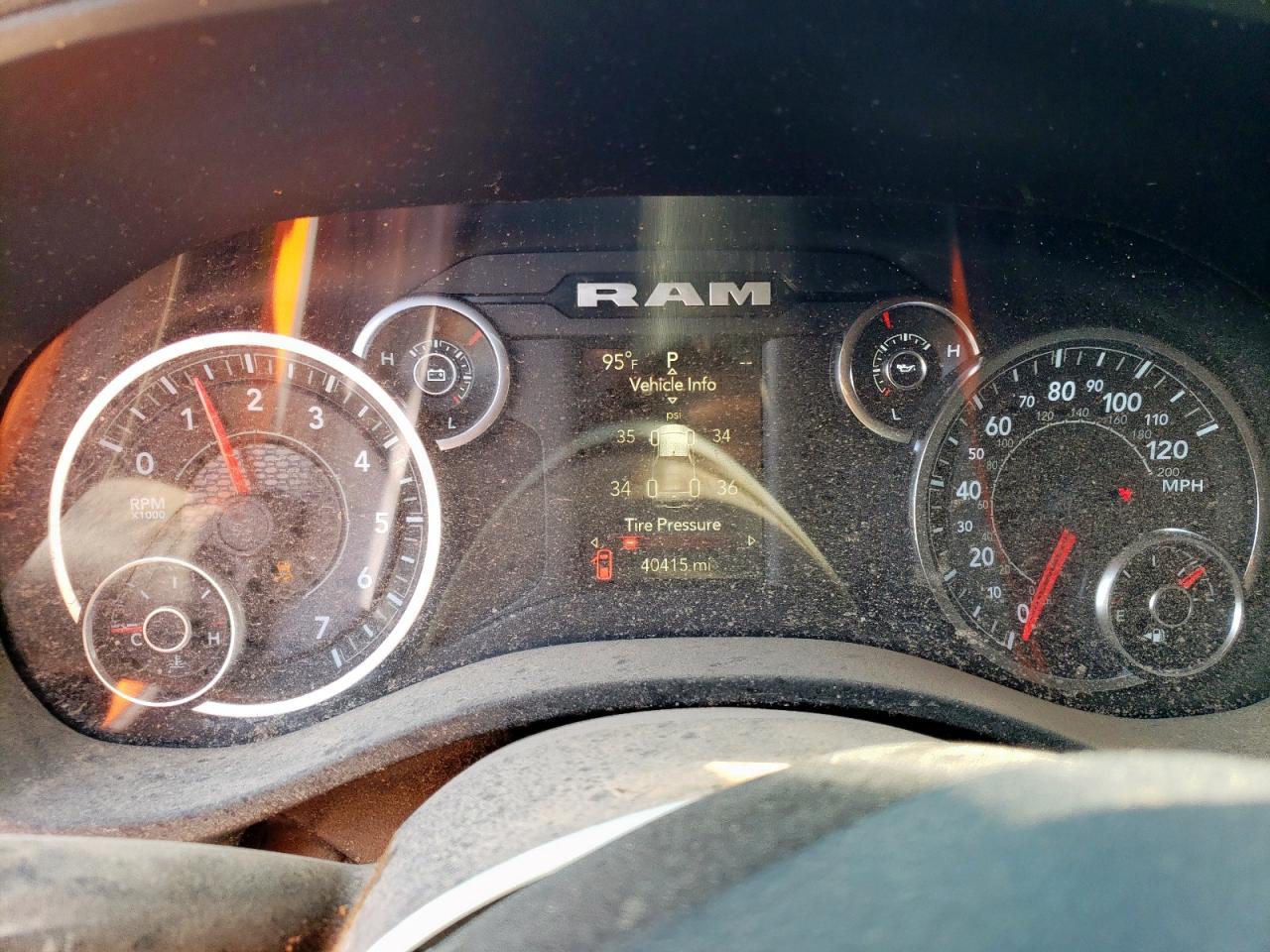 RAM 1500 2022 — 10