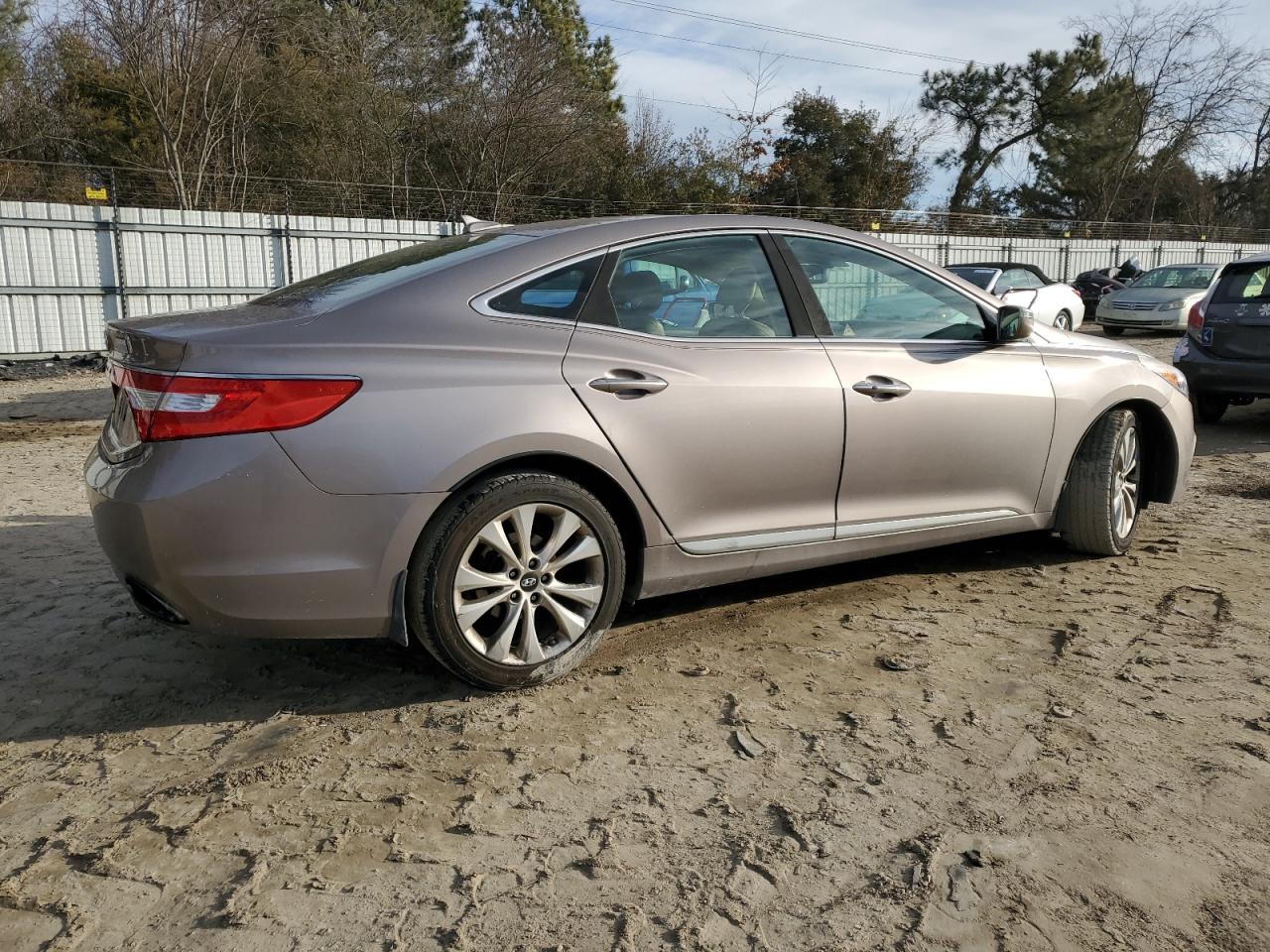 HYUNDAI AZERA 2013 — 4
