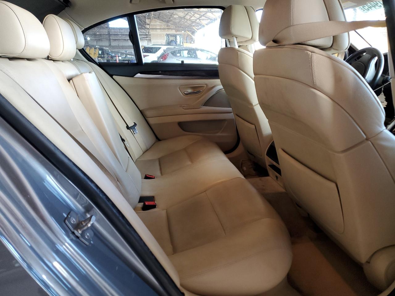 BMW 535 2011 — 11