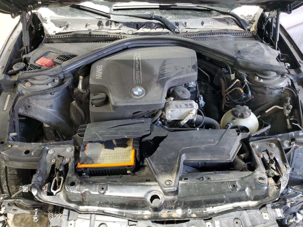 BMW 320 2014 — 12