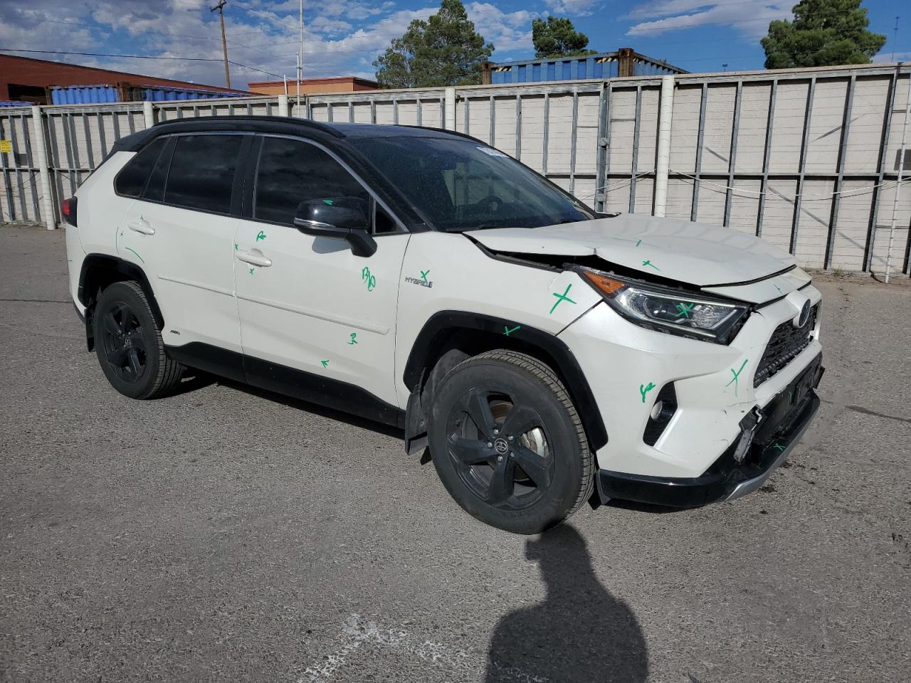 2020 TOYOTA RAV4 XSE
