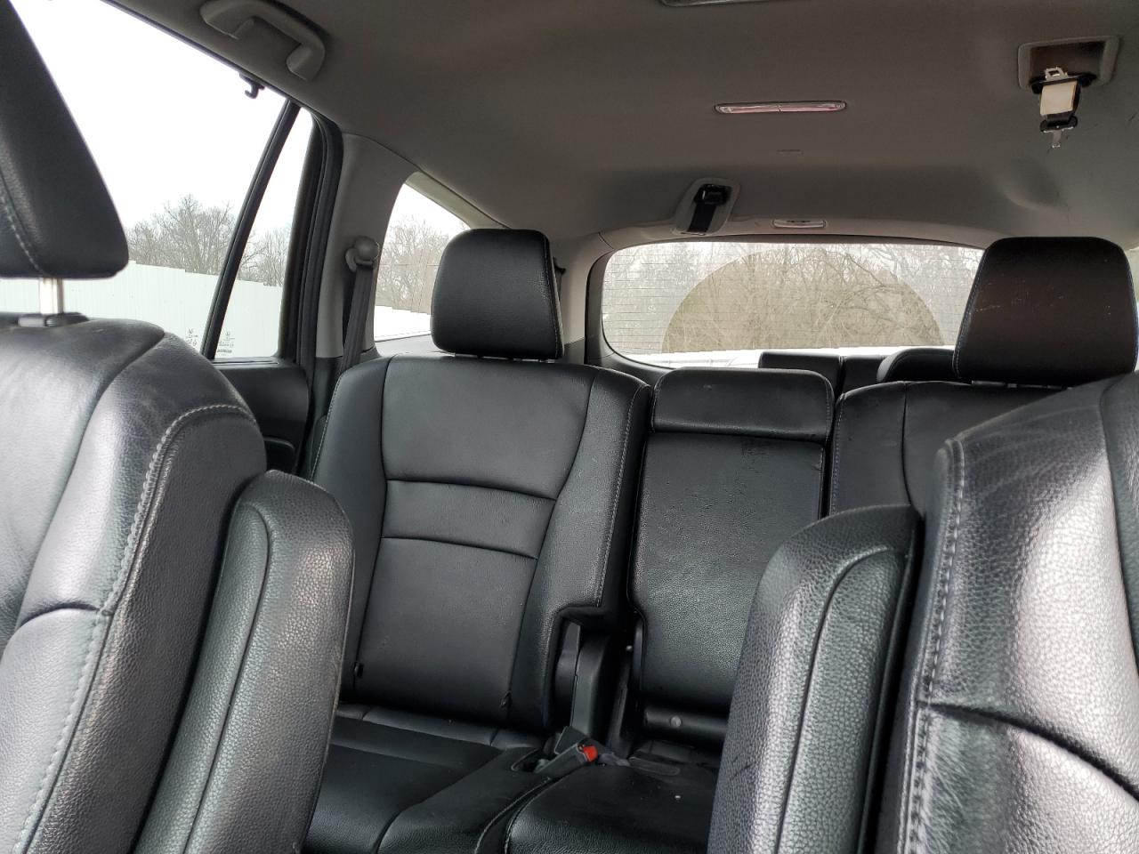 HONDA PILOT 2017 — 11