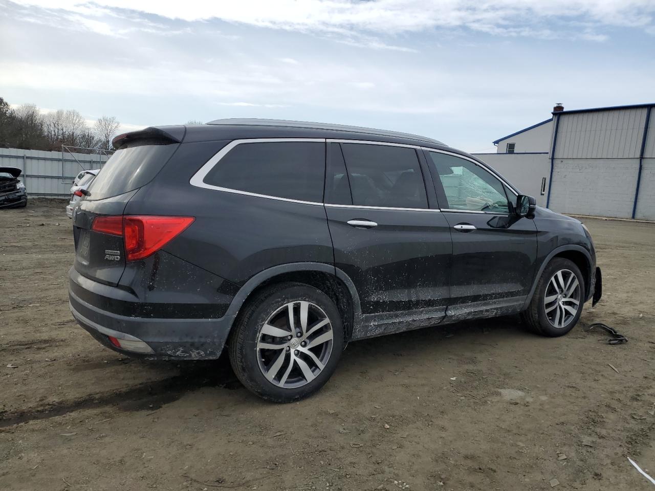 HONDA PILOT 2017 — 4