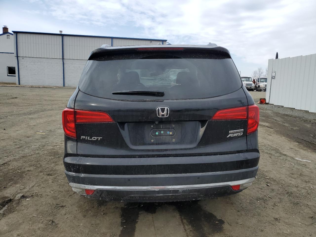 HONDA PILOT 2017 — 7