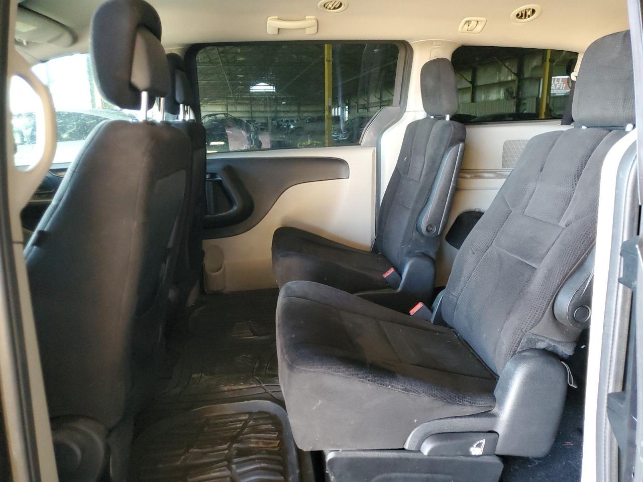 DODGE GRAND CARAVAN 2012 — 12