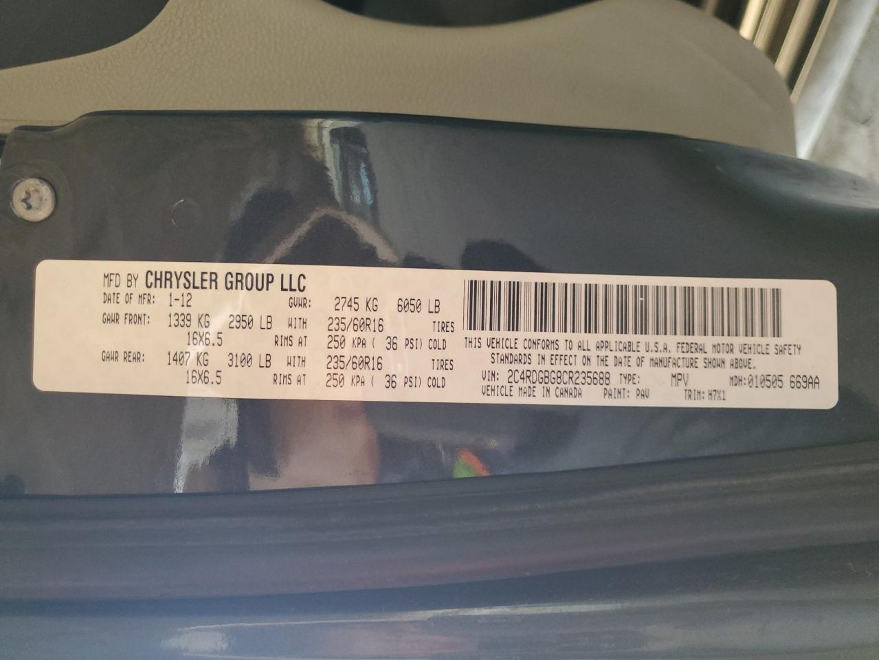 DODGE GRAND CARAVAN 2012 — 14