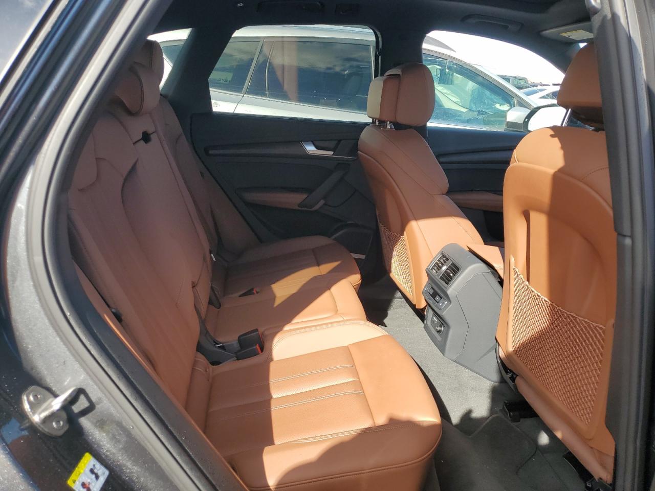 AUDI Q5 2023 — 11