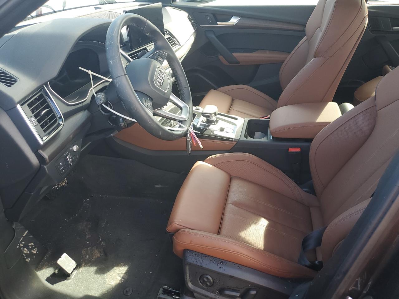 AUDI Q5 2023 — 8