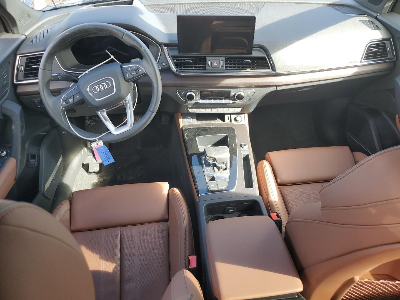 AUDI Q5 2023 — 9