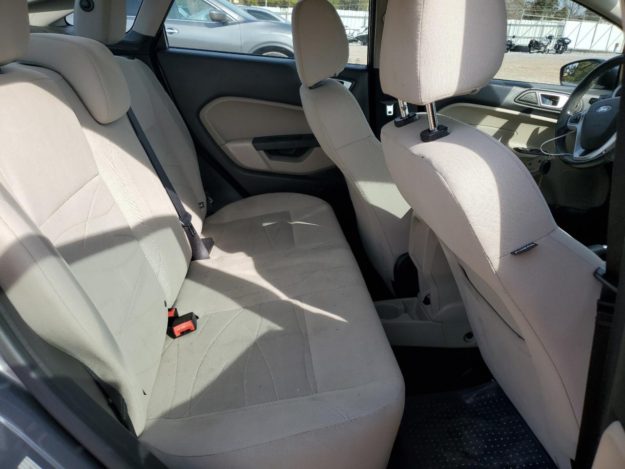FORD FIESTA 2014 — 11