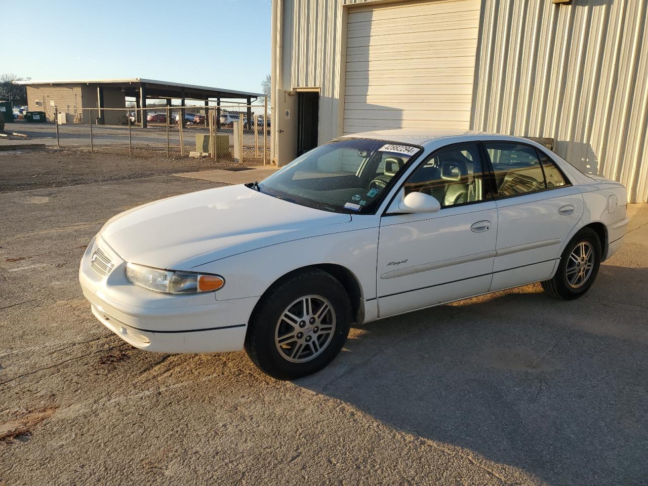 BUICK REGAL 2001 — 2