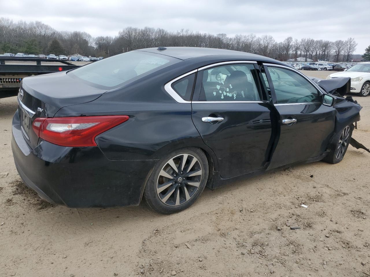 NISSAN ALTIMA 2018 — 4