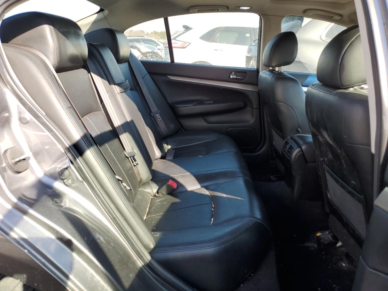 INFINITI G25 2012 — 11