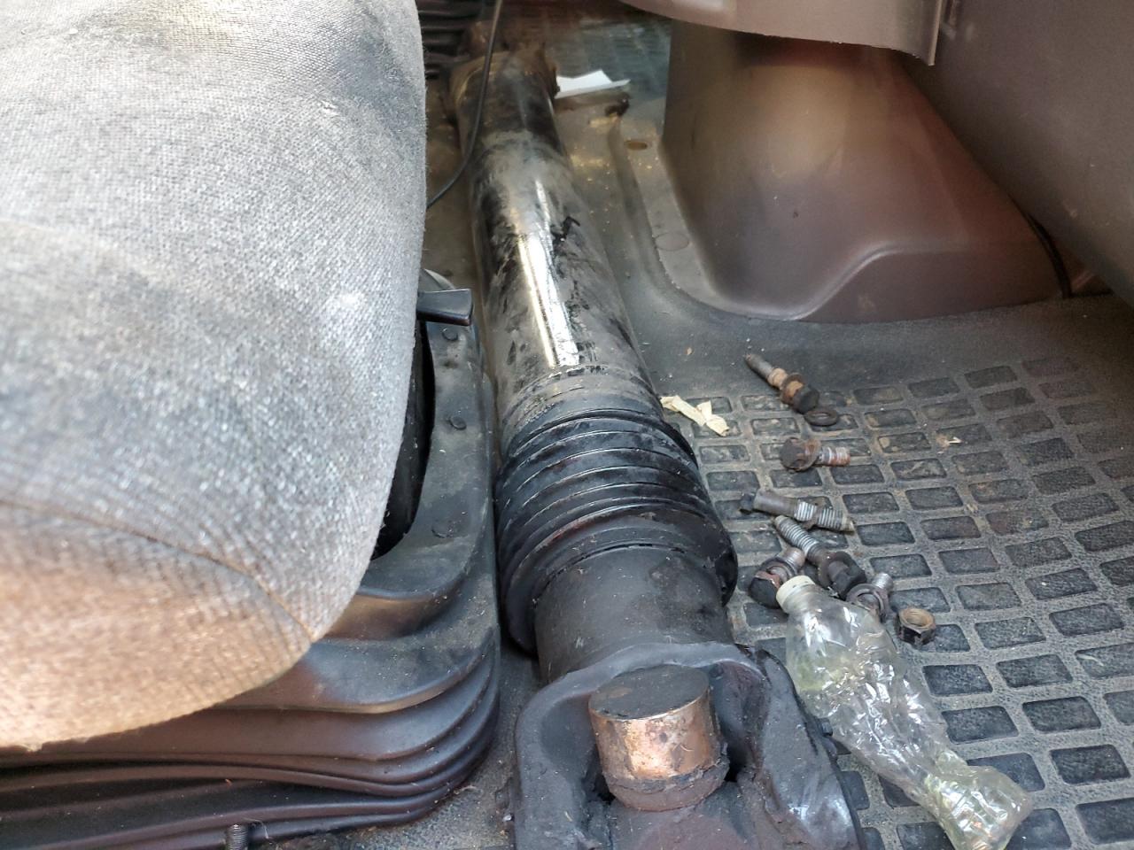 VOLVO 144 2015 — 10