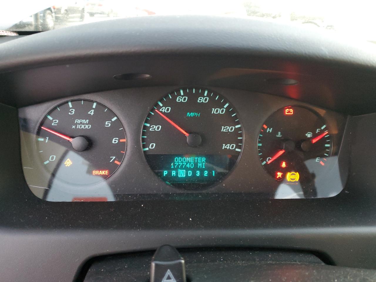 CHEVROLET IMPALA 2011 — 10